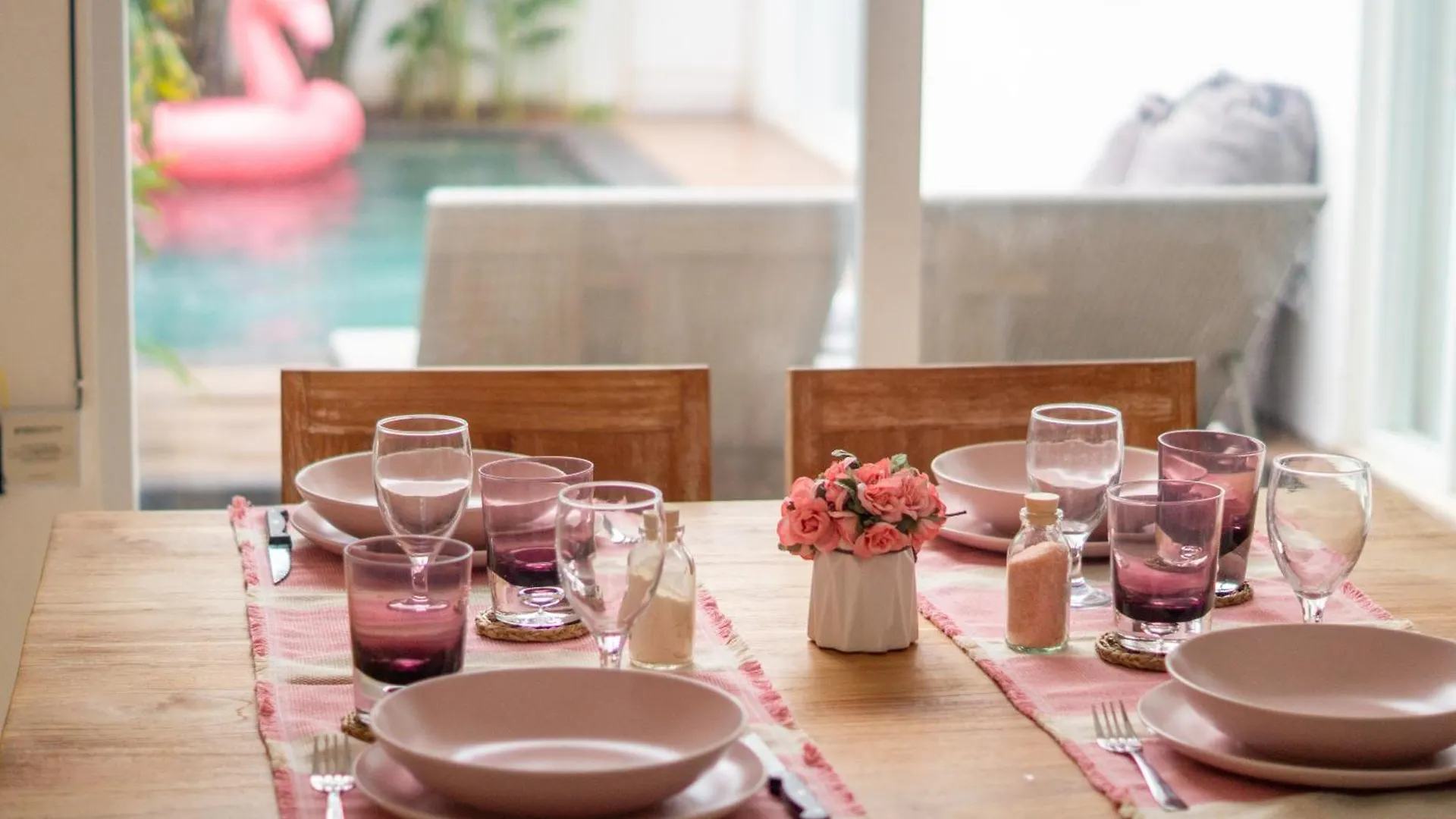Casa De Three Seminyak Beach Villa