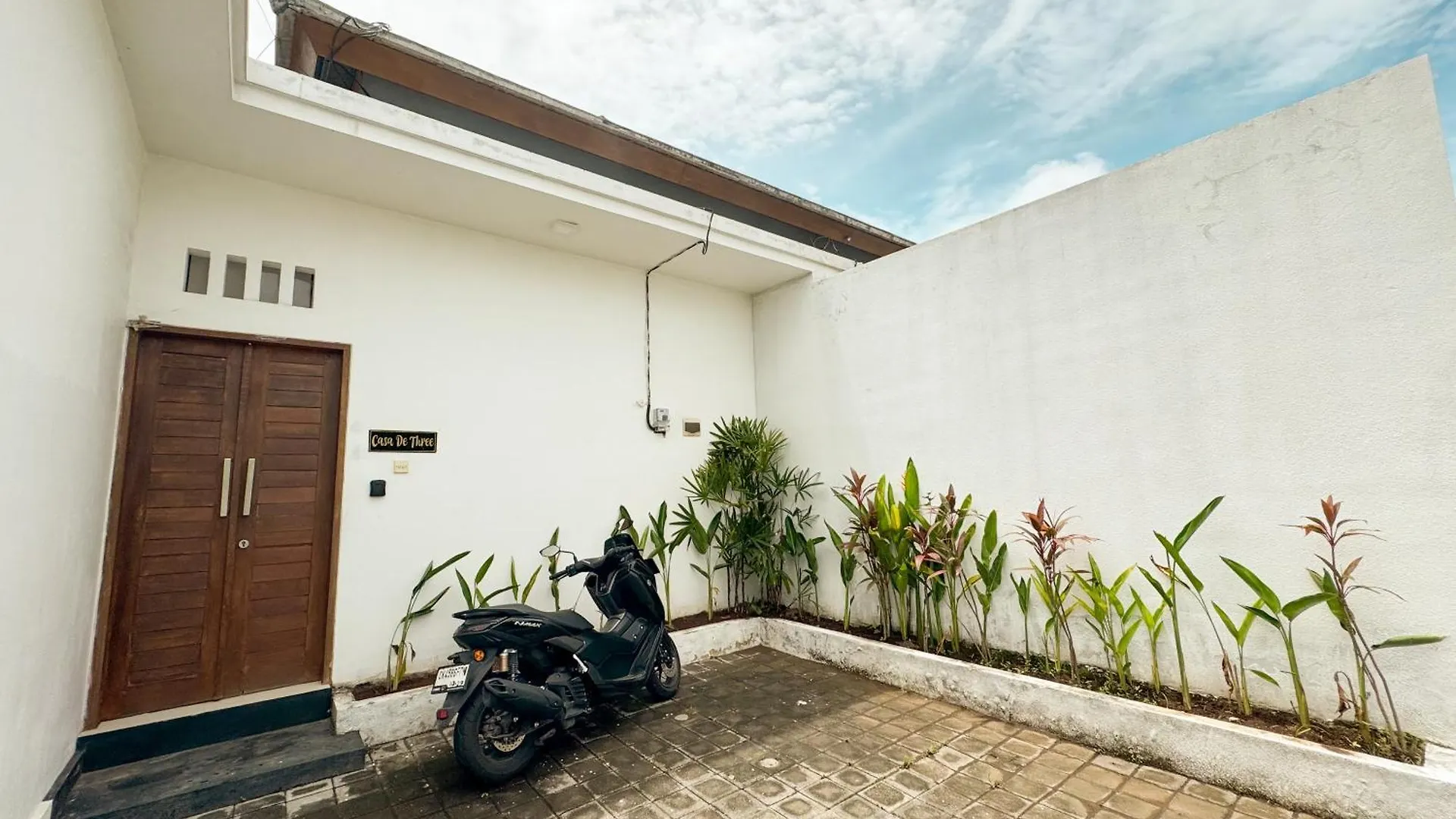 Casa De Three Seminyak Beach 0*, Seminyak (Bali) Indonesia